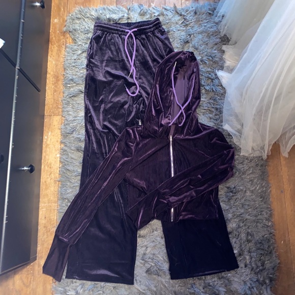 Zip Front Crop Velvet Jacket & Drawstring Pants - Picture 3 of 3